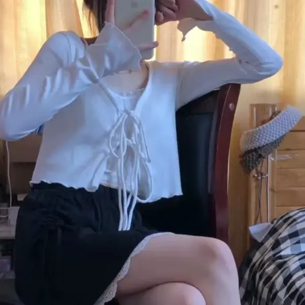 Korean Style Casual T-Shirt: Thin White Cardigan with Lantern Sleeves - Image 5